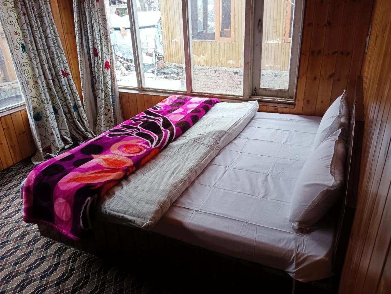 New Prince Cottage & Saibha Palace Pahalgām Екстериор снимка